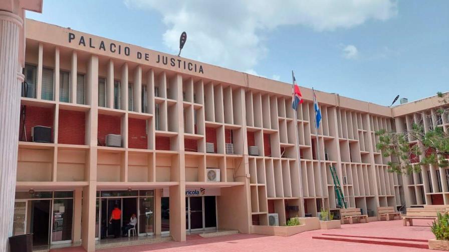 Ratifican prisión preventiva a acusados de sustraer fondos de “Quédate en Casa”