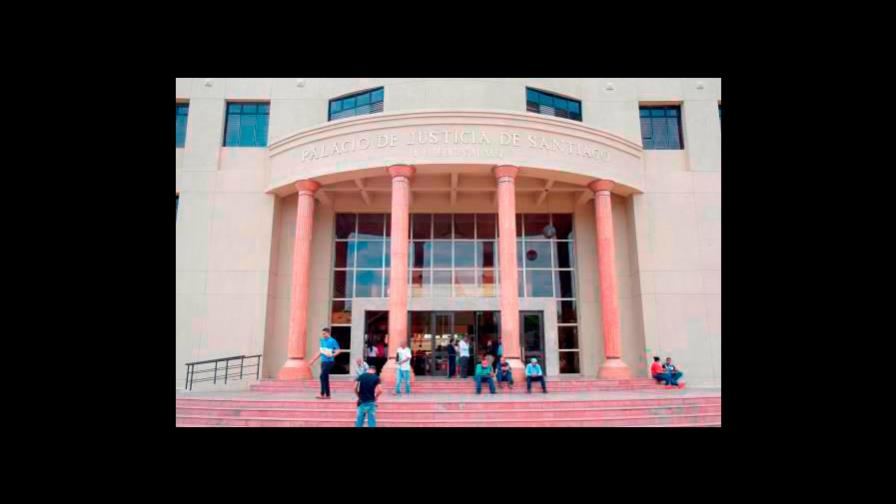 Ratifican prisión preventiva a exalcalde y médico acusado de abusar sexualmente de dos pacientes