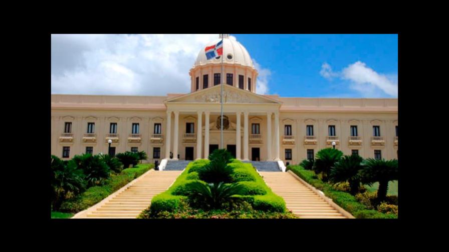 Gobierno se reúne en Palacio a evaluar daños causados por tormenta Laura en el país Gobierno se reúne en Palacio a evaluar daños causados por tormenta Laura en el país