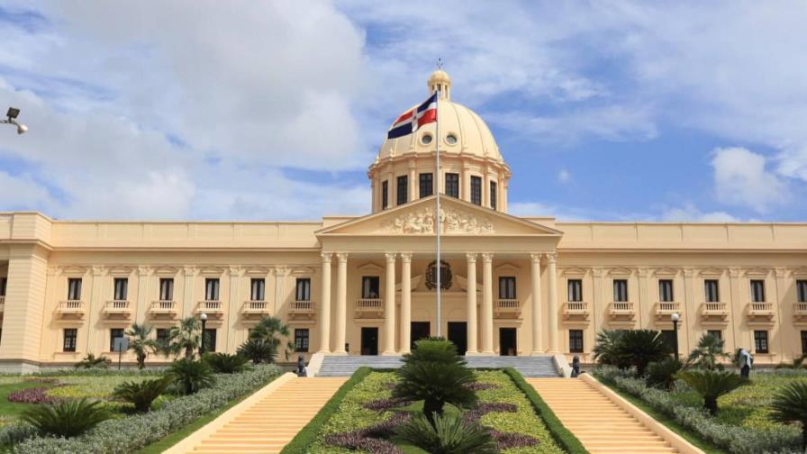 Presidente designa a Nadin Bezi como viceministro en el Ministerio de Economía