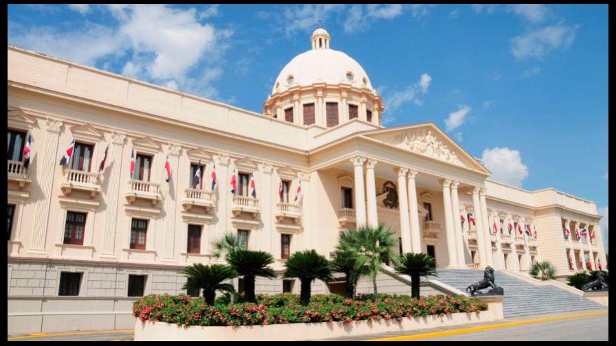 Instituciones del Estado aumentaron en cerca de 6,000 cantidad empleados Instituciones del Estado aumentaron en cerca de 6,000 cantidad empleados