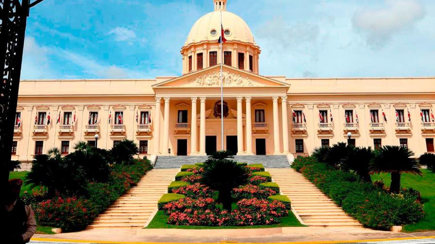 Poder Ejecutivo amplía Comisión Multisectorial para ejecución de la estrategia Marca País Poder Ejecutivo amplía Comisión Multisectorial para ejecución de la estrategia Marca País