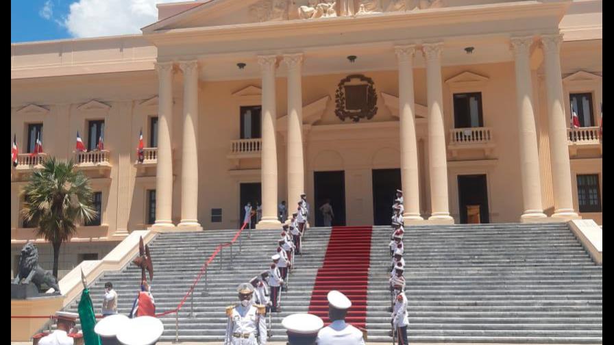 Presidencia dice administración de Abinader no ordenó sacar a la prensa del Palacio