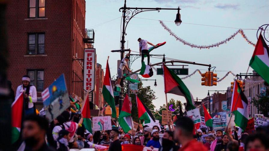 Miles de personas marchan por las calles de Nueva York a favor de Palestina Miles de personas marchan por las calles de Nueva York a favor de Palestina
