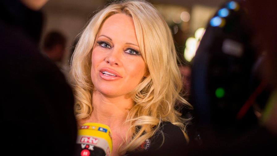 Pamela Anderson se separa de su esposo tras sólo 12 días de matrimonio 