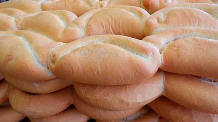 Pan de agua y sobao cuestan hasta RD$7.00 en colmados