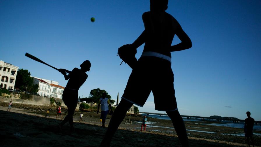 Peloteros con sello de Grandes Ligas encabezan la lista de Panamá para la Serie del Caribe