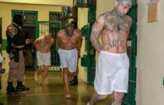 Pandillas muestran músculo y desestabilizan combate a COVID-19 en El Salvador