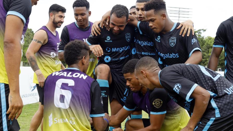 Pantoja venció al Atlético Vega Real y sigue intratable en la liguilla de la LDF