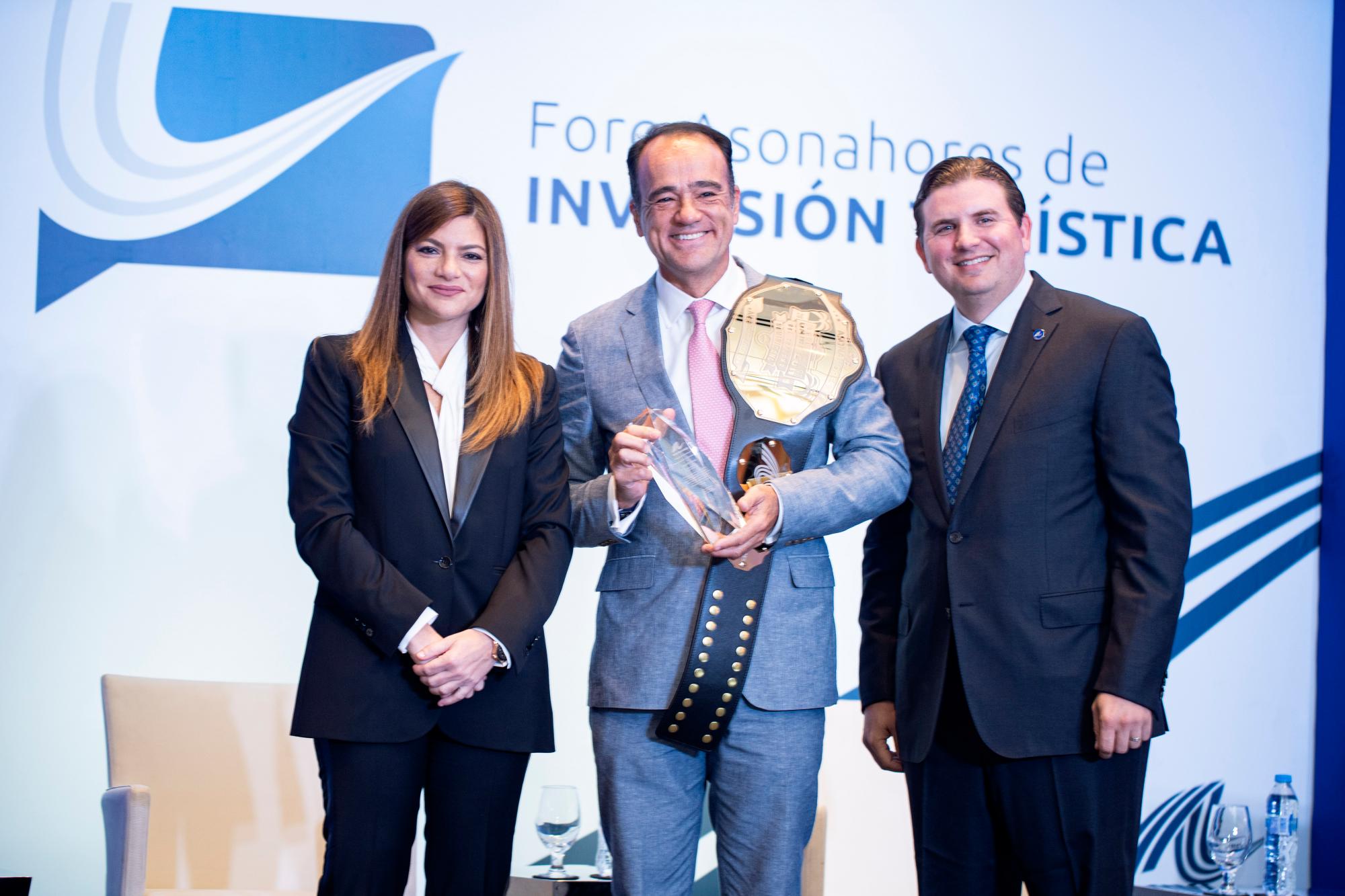 Paola Rainieri, Alejandro Zozaya y Andrés Marranzini.