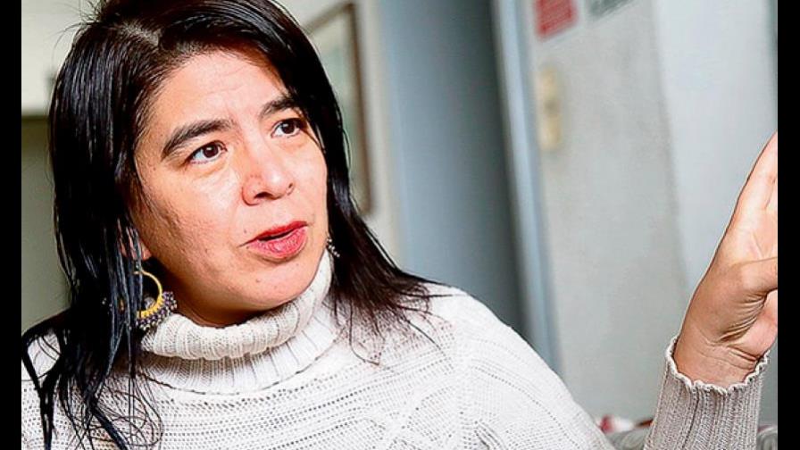 Abren investigación fiscal a periodista peruana que reveló abusos en Iglesia
