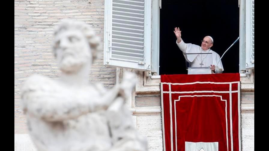 Interceptan en Milán una carta dirigida al papa Francisco con tres balas Interceptan en Milán una carta dirigida al papa Francisco con tres balas