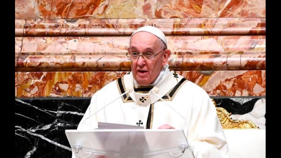 El papa vuelve a sufrir una ciática y no podrá oficiar sus próximas misas