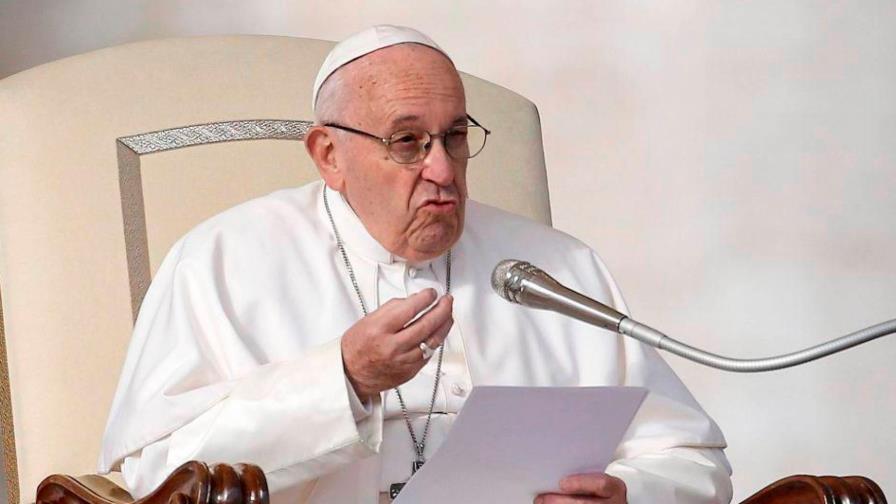 El papa alerta de que el diablo entra en la Iglesia con la mundanidad El papa alerta de que el diablo entra en la Iglesia con la mundanidad