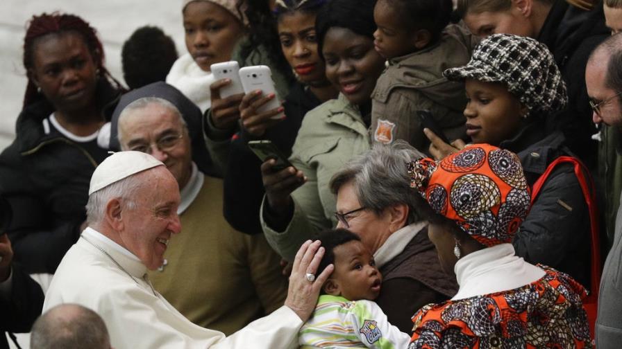 Papa Francisco pide a sacerdotes que hayan abusado de niños que se entreguen Papa Francisco pide a sacerdotes que hayan abusado de niños que se entreguen