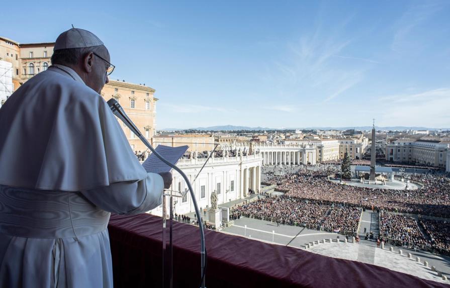 El papa destaca en mensaje de Navidad que las diferencias “no son un peligro”