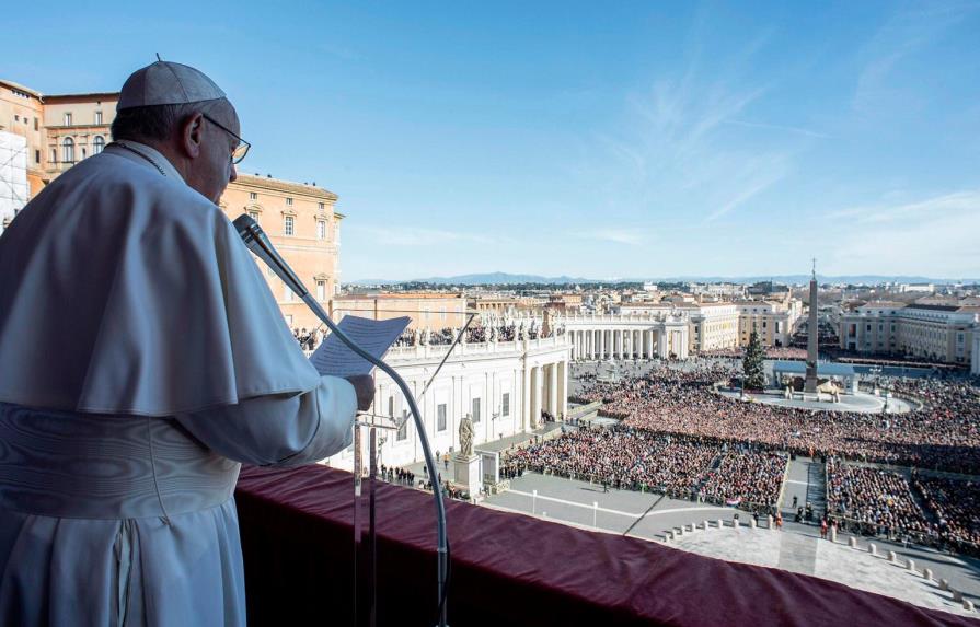 El papa pide “diálogo y autocontrol” ante la “terrible” tensión del mundo
