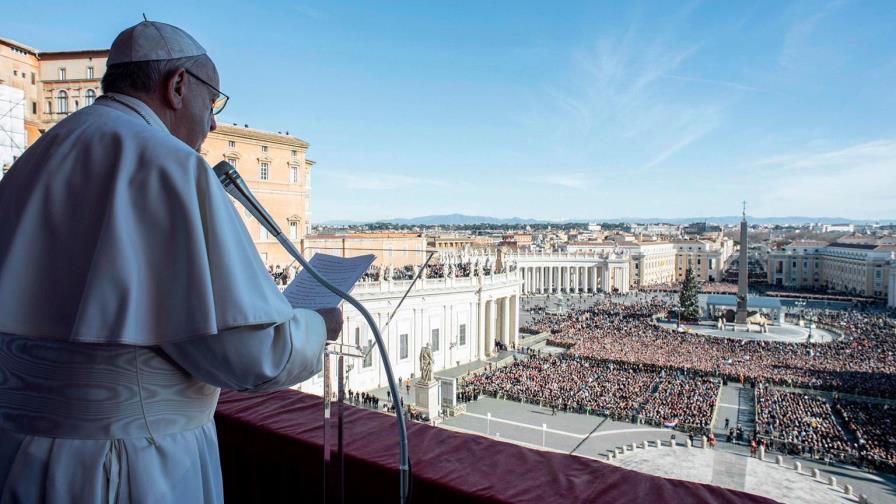 El papa pide “diálogo y autocontrol” ante la “terrible” tensión del mundo