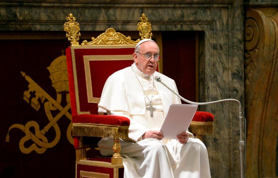 La misa católica se encuentra en la marginalidad, según el papa Francisco