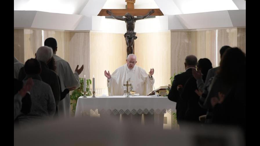 El papa: Los movimientos migratorios están enriqueciendo nuestras comunidades