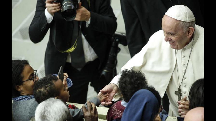 El papa denuncia la política que culpa a los inmigrantes de todos los males