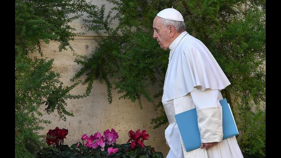 Francisco reconoce que se piden “medidas concretas” contra los abusos