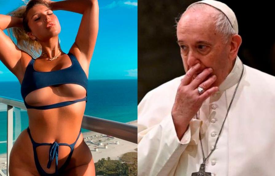 El Papa Francisco da “like” a foto de una modelo en traje de baño