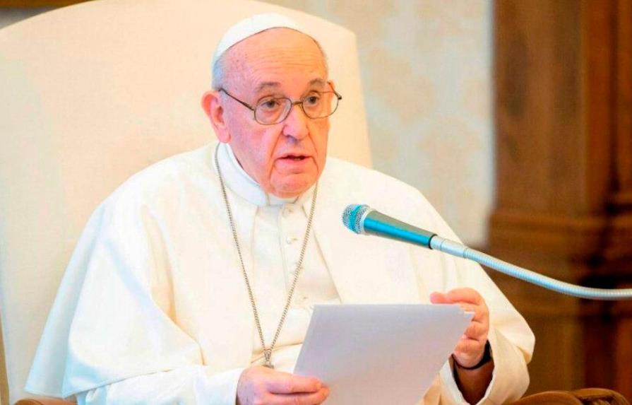 El papa envía una ayuda inicial de 200,000 euros a Haití