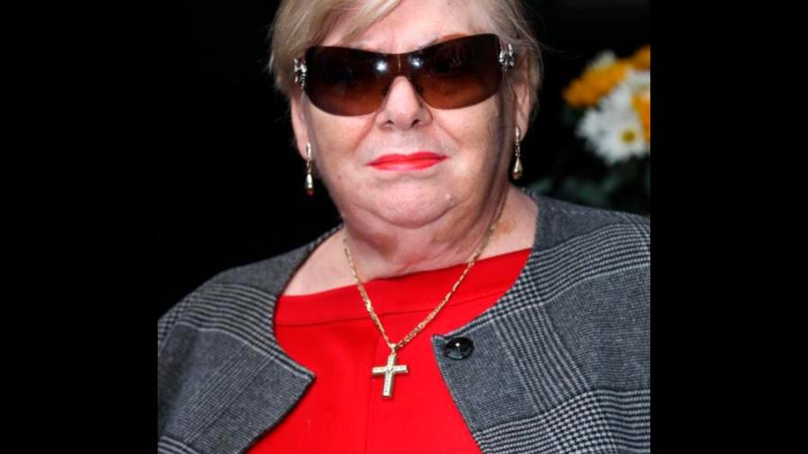 Paquita la del Barrio sale del hospital