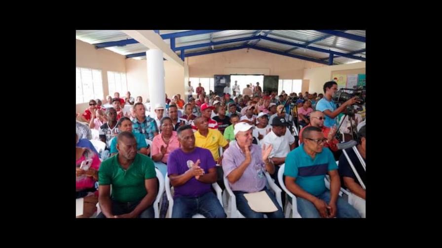 Gobierno inicia titulación en la Hacienda Estrella