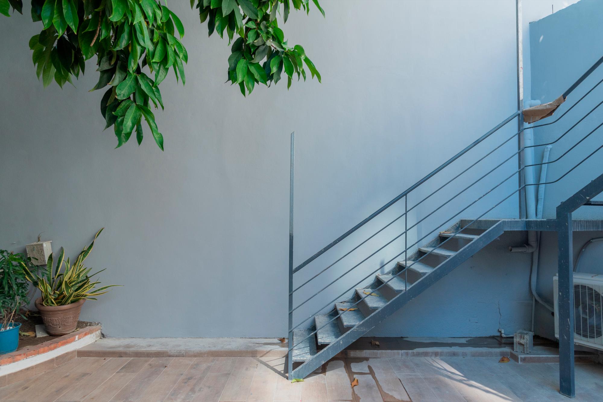 Otro ángulo de la pared.