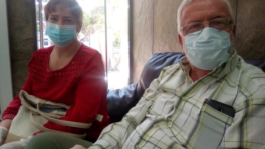 Espera de cinco días por una prueba de PCR para operación y al llegar su turno debe empezar desde cero