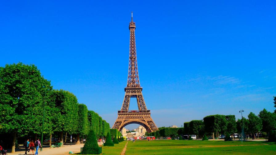 La Torre Eiffel reabrirá el 16 de diciembre La Torre Eiffel reabrirá el 16 de diciembre