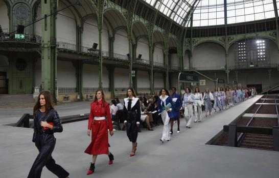 París cancela sus dos proximas ediciones de la Moda por Covid-19