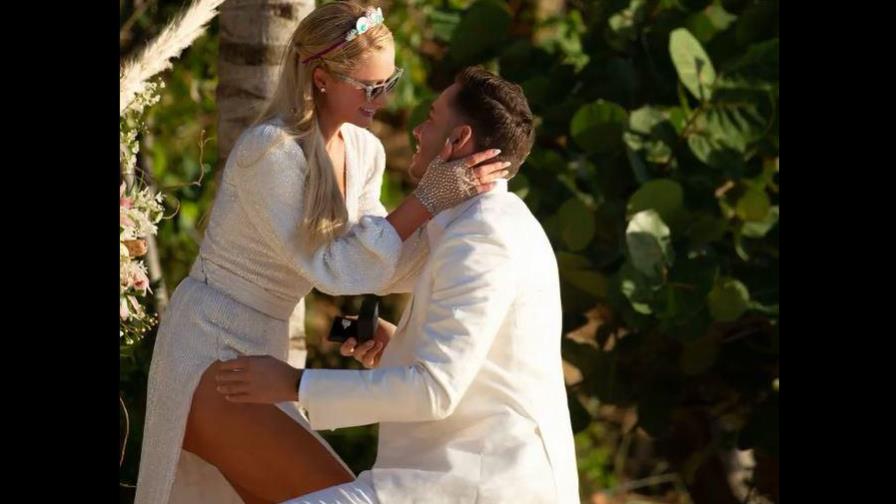Paris Hilton anuncia su compromiso con Carter Reum en su 40 cumpleaños