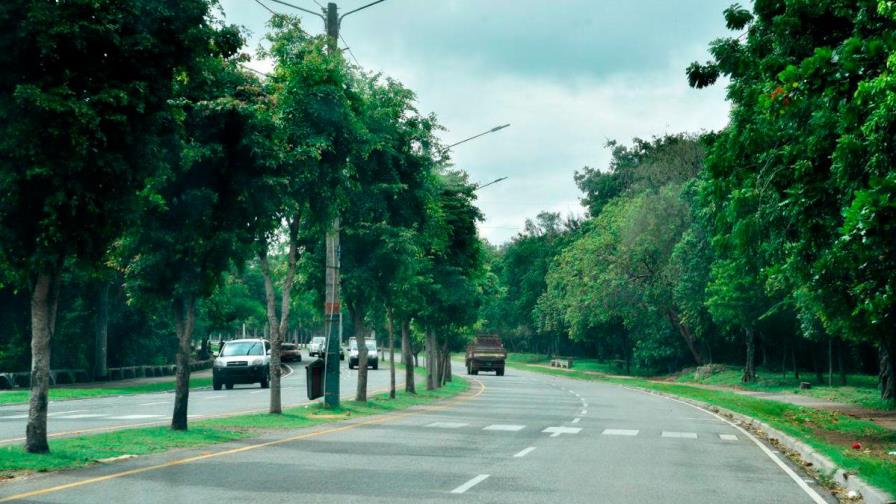 Disponen vías internas del parque Mirador Sur sean para caminar; solo menores de 10 años podrán usar bicicletas Disponen vías internas del parque Mirador Sur sean para caminar; solo menores de 10 años podrán usar bicicletas