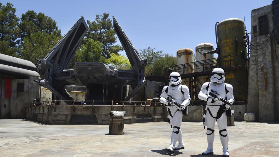 Star Wars: Galaxy’s Edge ofrece un nuevo mundo en Disneyland
