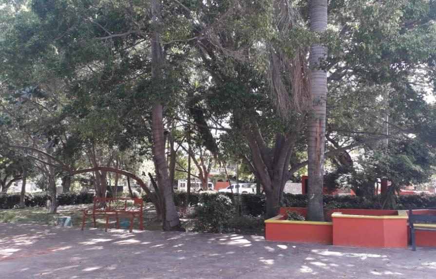 En el municipio Los Ríos deploran trabajos en parque