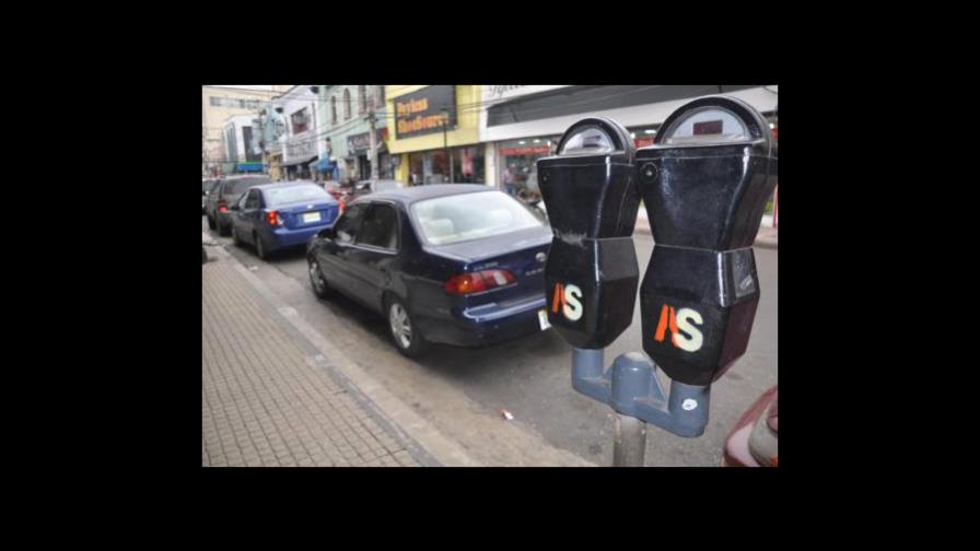 Empresarios sugieren vuelvan a instalarse parquímetros en Santiago Empresarios sugieren vuelvan a instalarse parquímetros en Santiago