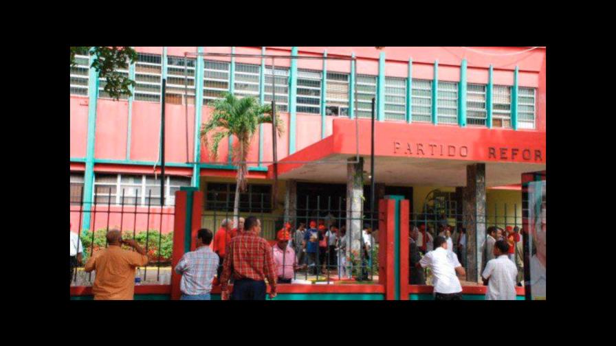 TSE ordena al Partido Reformista entregar datos financieros a dirigente Eddy Alcántara TSE ordena al Partido Reformista entregar datos financieros a dirigente Eddy Alcántara