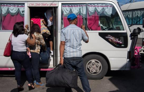 Transportistas piden el auxilio del Gobierno ante crisis generada por el COVID-19
