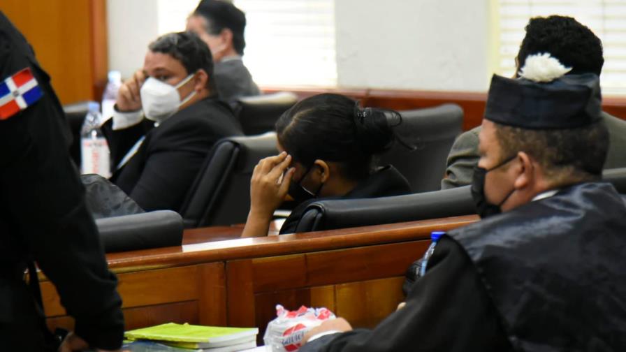 Piden rechazar la solicitud de prisión contra la pastora Rossy Guzmán y su hijo Tanner