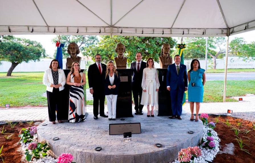 Embajada de la República Dominicana inaugura la Plaza Hermanas Mirabal en Brasilia