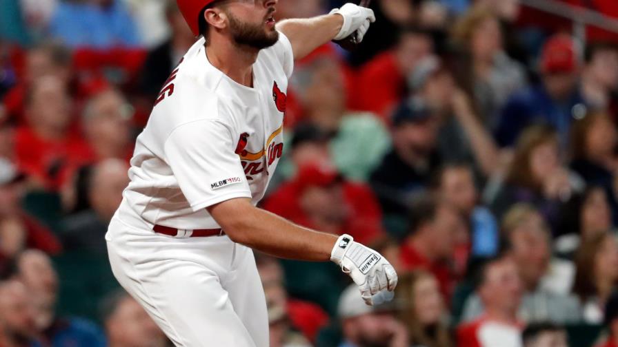 DeJong y Molina dan a Cardenales triunfo sobre Cerveceros