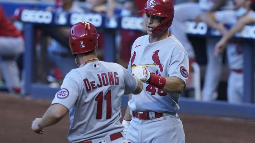 Molina marca el paso en triunfo de Cardenales ante Marlins