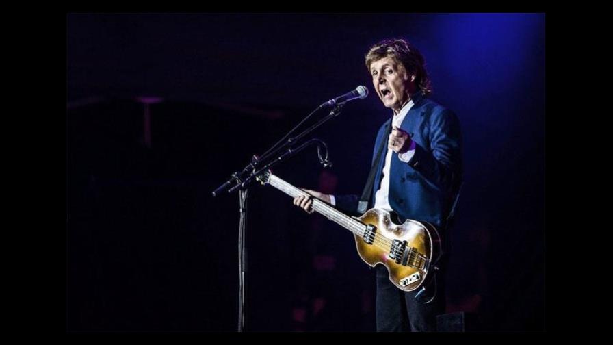 Paul McCartney refleja su vida en un libro con 154 letras de canciones
