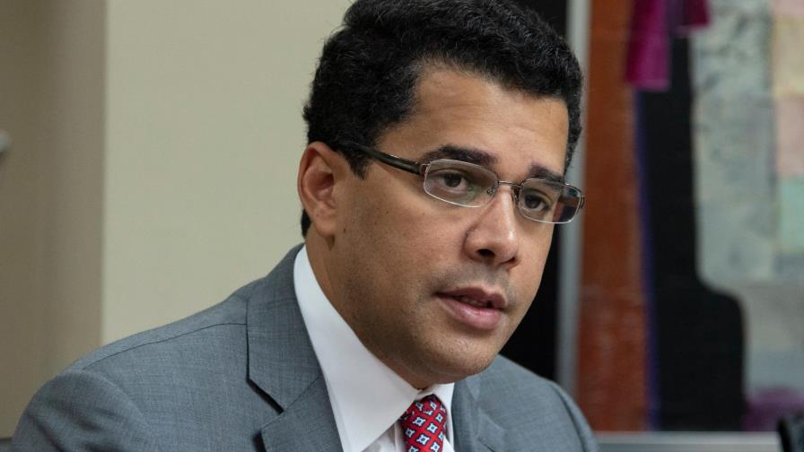 Entre repartos de cajas y canastas, David Collado llama a la tregua por Navidad