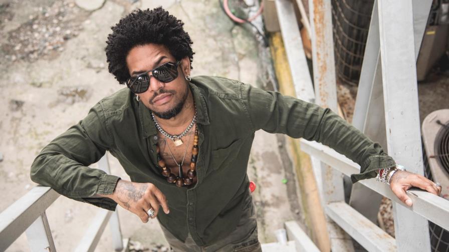 Vakeró quiere grabar con El Lápiz y critica letras de trap y dembow