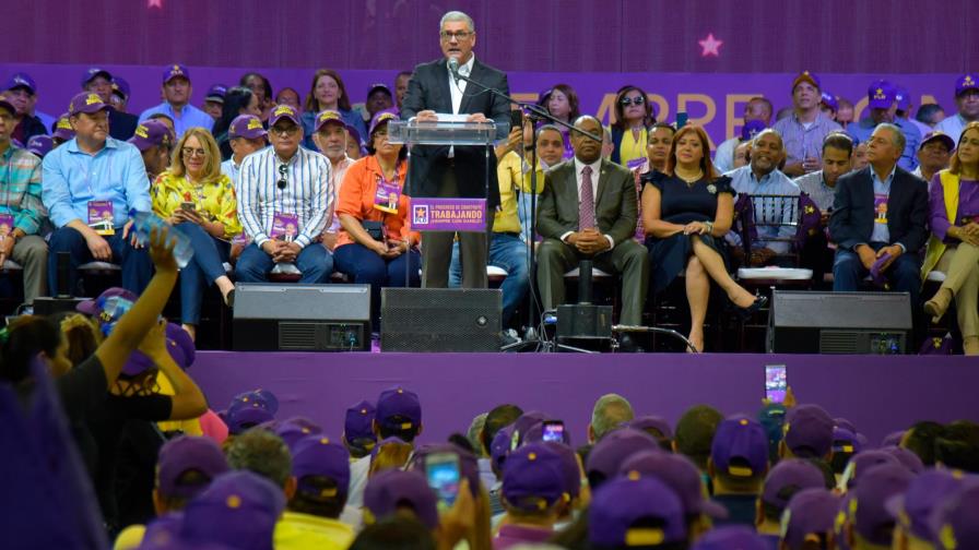 Los danilistas demostraron sus fuerzas con actos donde promovieron reelección