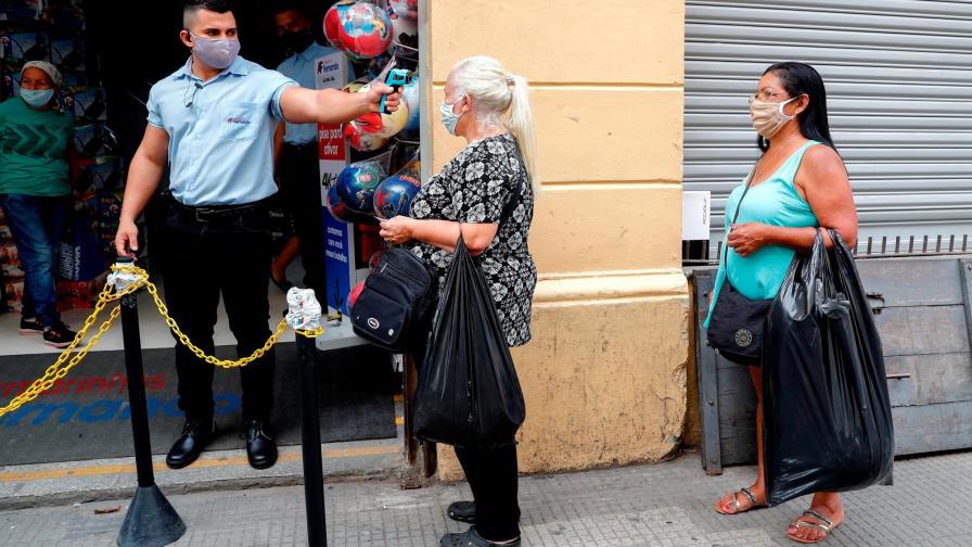 El mercado mejora previsiones y estima caída de PIB inferior al 6 % en Brasil